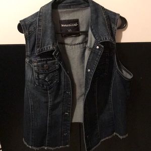 Sleeveless Jean Jacket